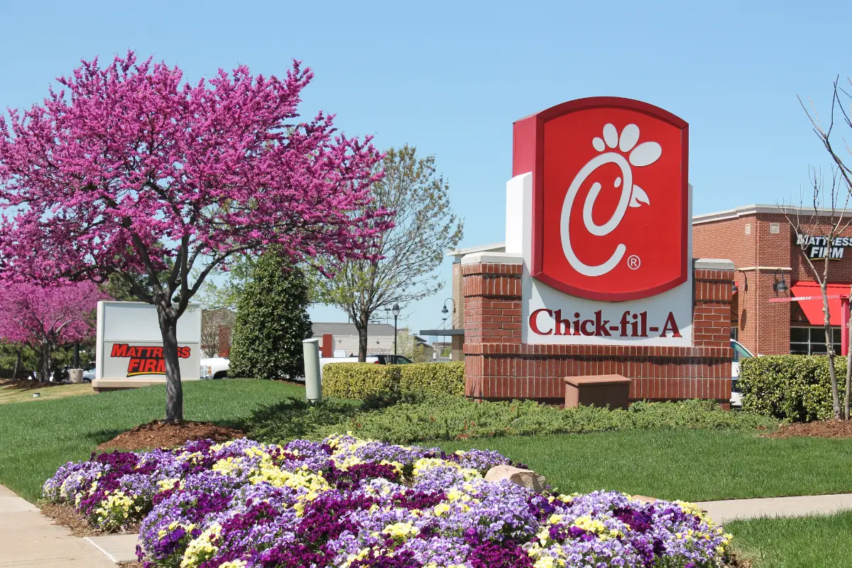 Chick-fil-A commercial landscaping in OKC by Willis 4 Chick-fil-A commercial landscaping in OKC by Willis 4