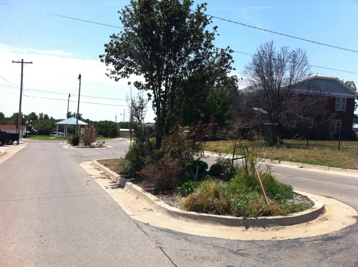 City of Choctaw old landscaping prior to Willis services 9 City of Choctaw old landscaping prior to Willis services 9