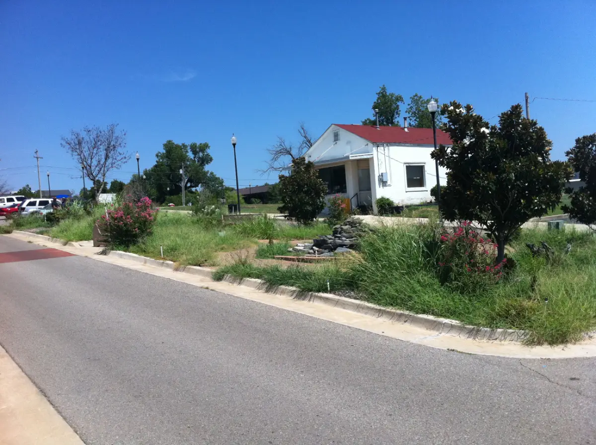 City of Choctaw old landscaping prior to Willis services 8 City of Choctaw old landscaping prior to Willis services 8