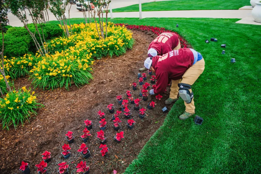 Willis Commercial Landscaping at Remington Park planting